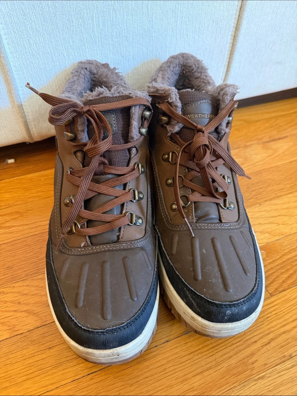 Weatherproof men lace
